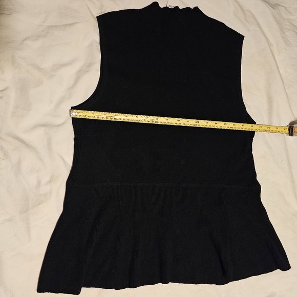 NWT Ribbed Mock Neck Skirted Sweater Vest Black Women's XL - Picture 3 of 4